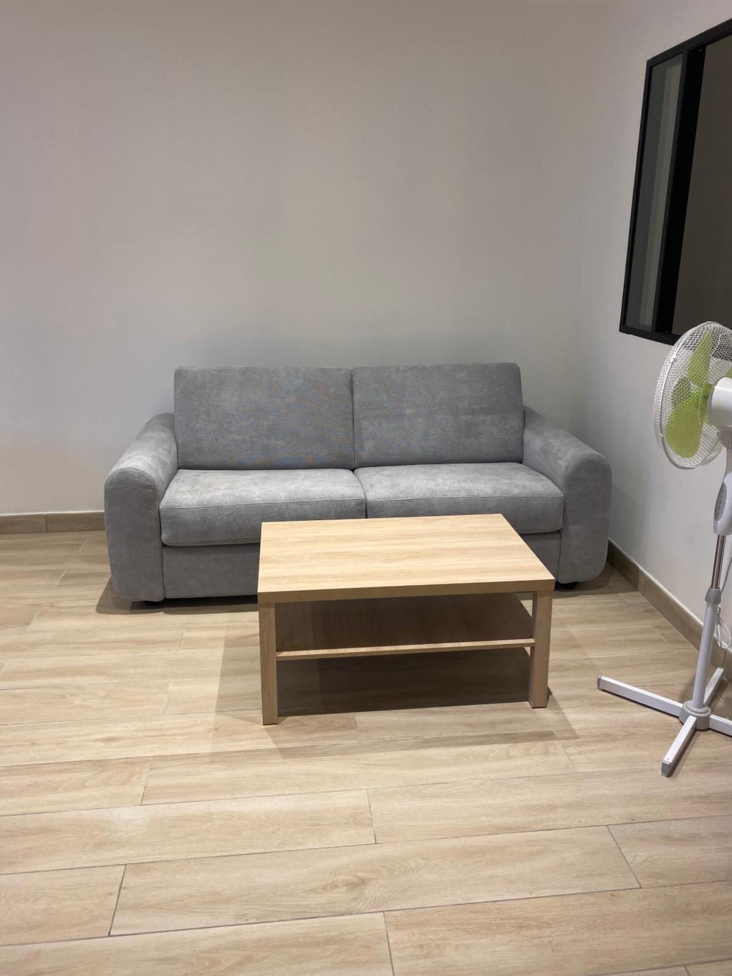 Appartement Ou Studio En Hyper Centre, Pour La Plage Et La Rue Pietonne Il Suffit De Traverser La Rue , Voir La Photo Principale Andernos-les-Bains Eksteriør billede