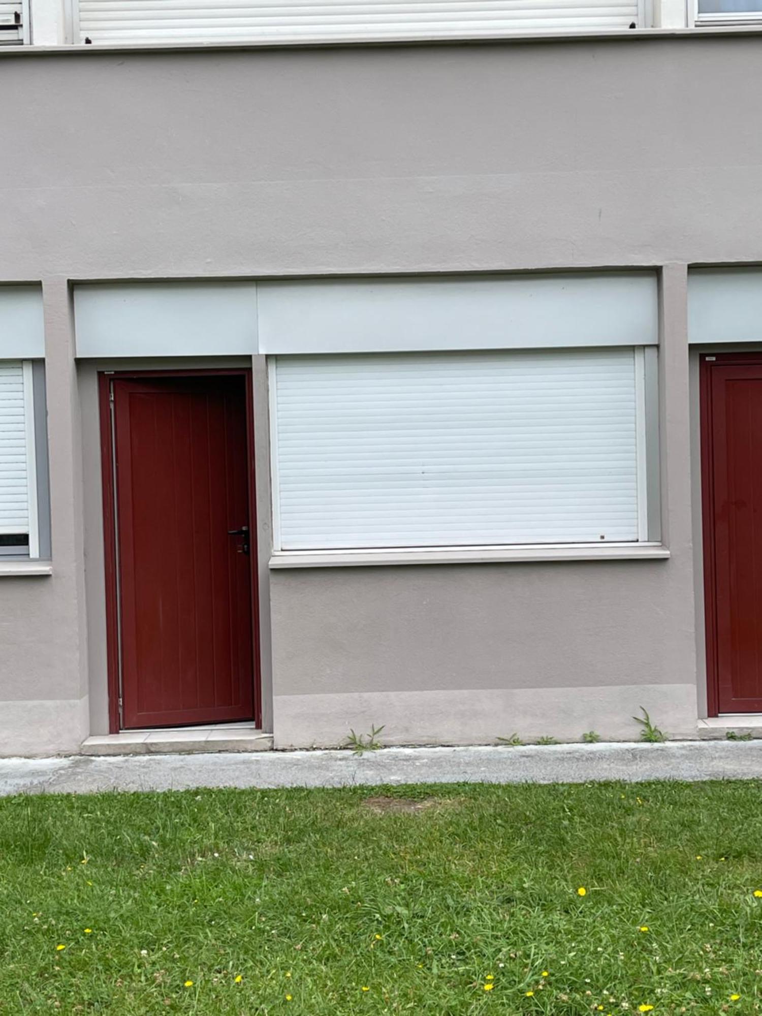 Appartement Ou Studio En Hyper Centre, Pour La Plage Et La Rue Pietonne Il Suffit De Traverser La Rue , Voir La Photo Principale Andernos-les-Bains Eksteriør billede